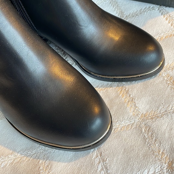 Lane Bryant Wide Width Ankle Boots, size 9, 10 - Picture 6 of 9